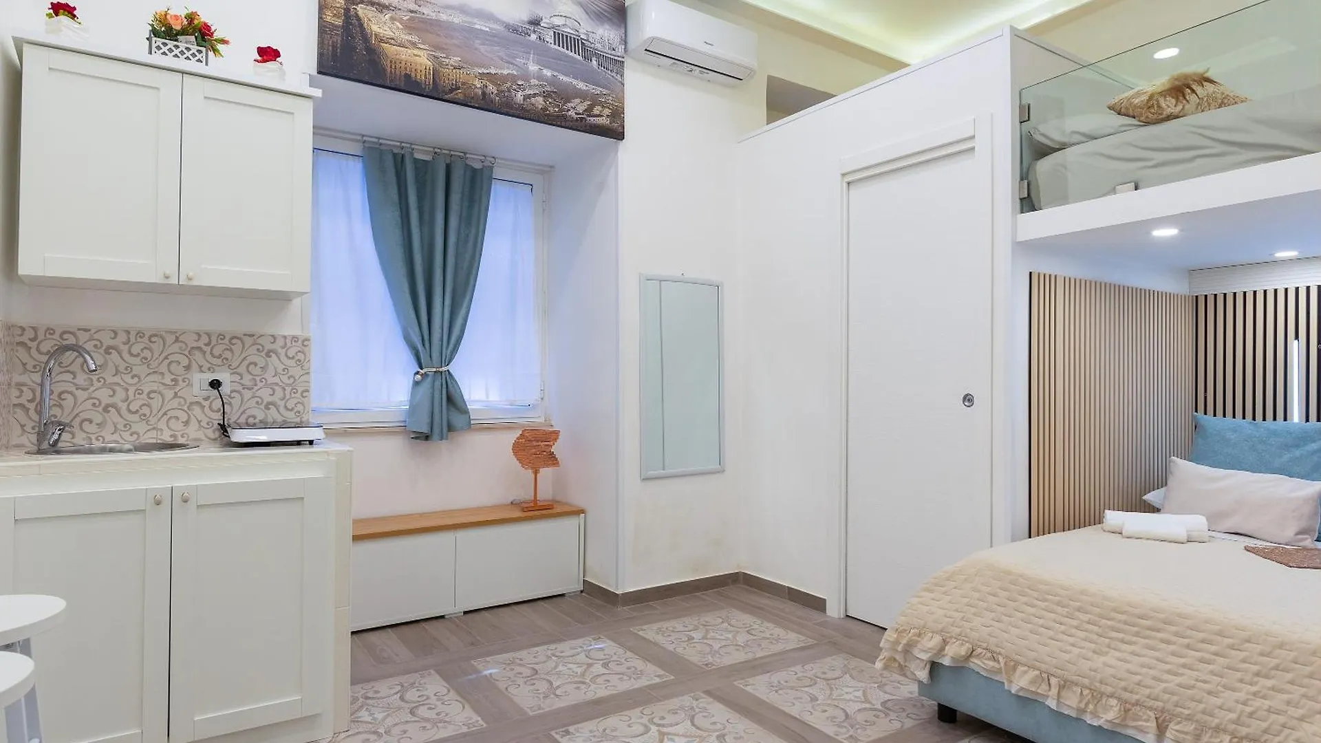 Casa Annarella Centro Di Napoli Apartment 0*, Naples Italy