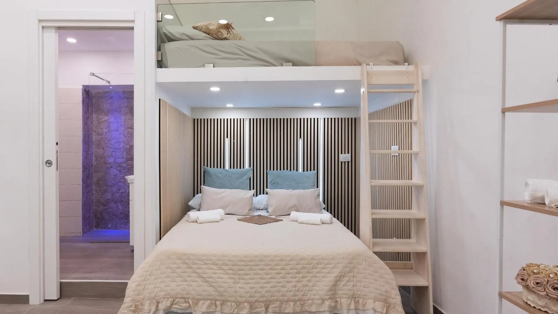 Casa Annarella Centro Di Napoli Apartment Italy